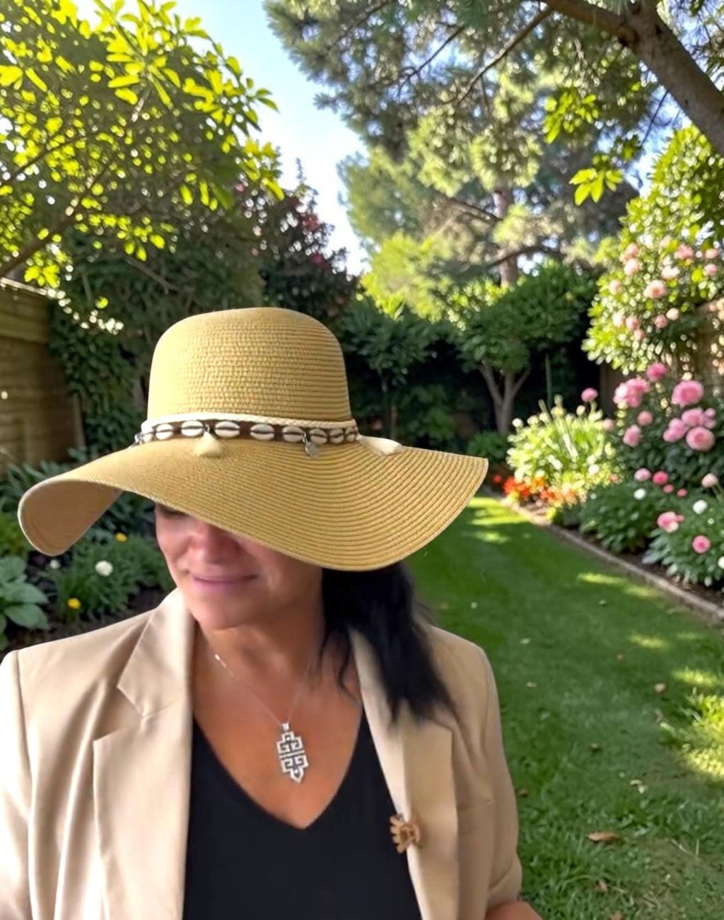 Boho Raffia Sun Hat, Wide Brim Straw Beach Hat, Cowrie Shell Band, Summer Vacation