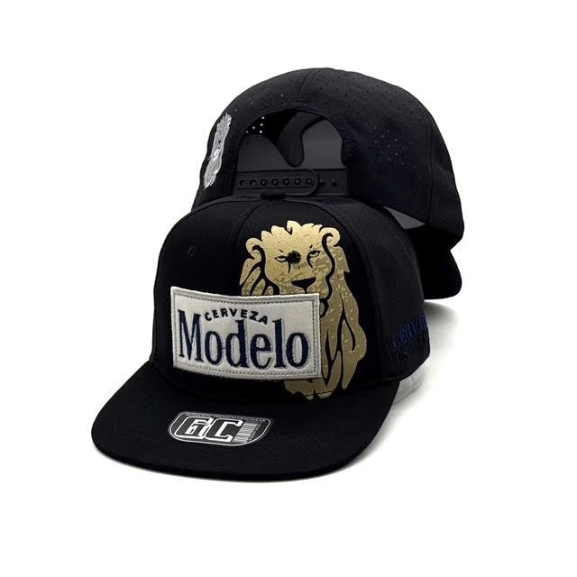 Modelo Cerveza lion snapback in black and gold