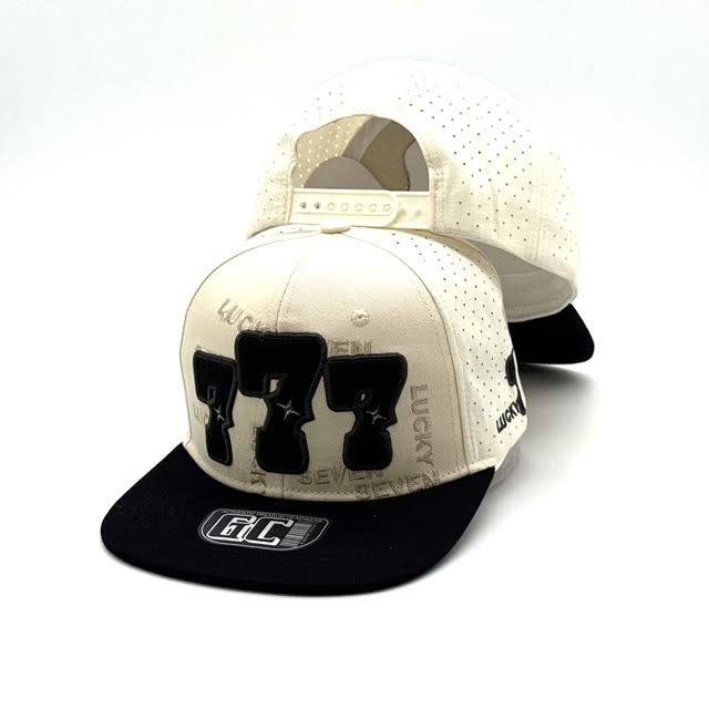 777 Lucky Seven snapback in cream and black